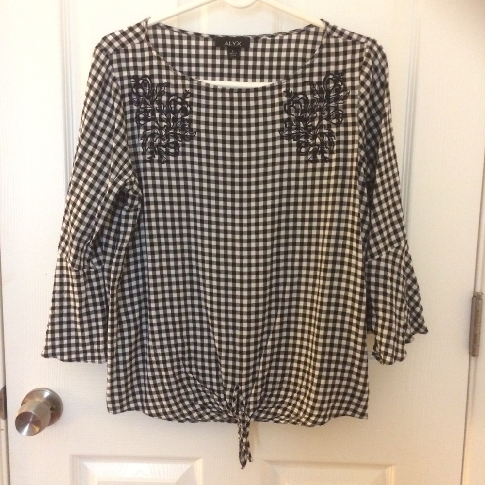 Bell sleeve tie front top